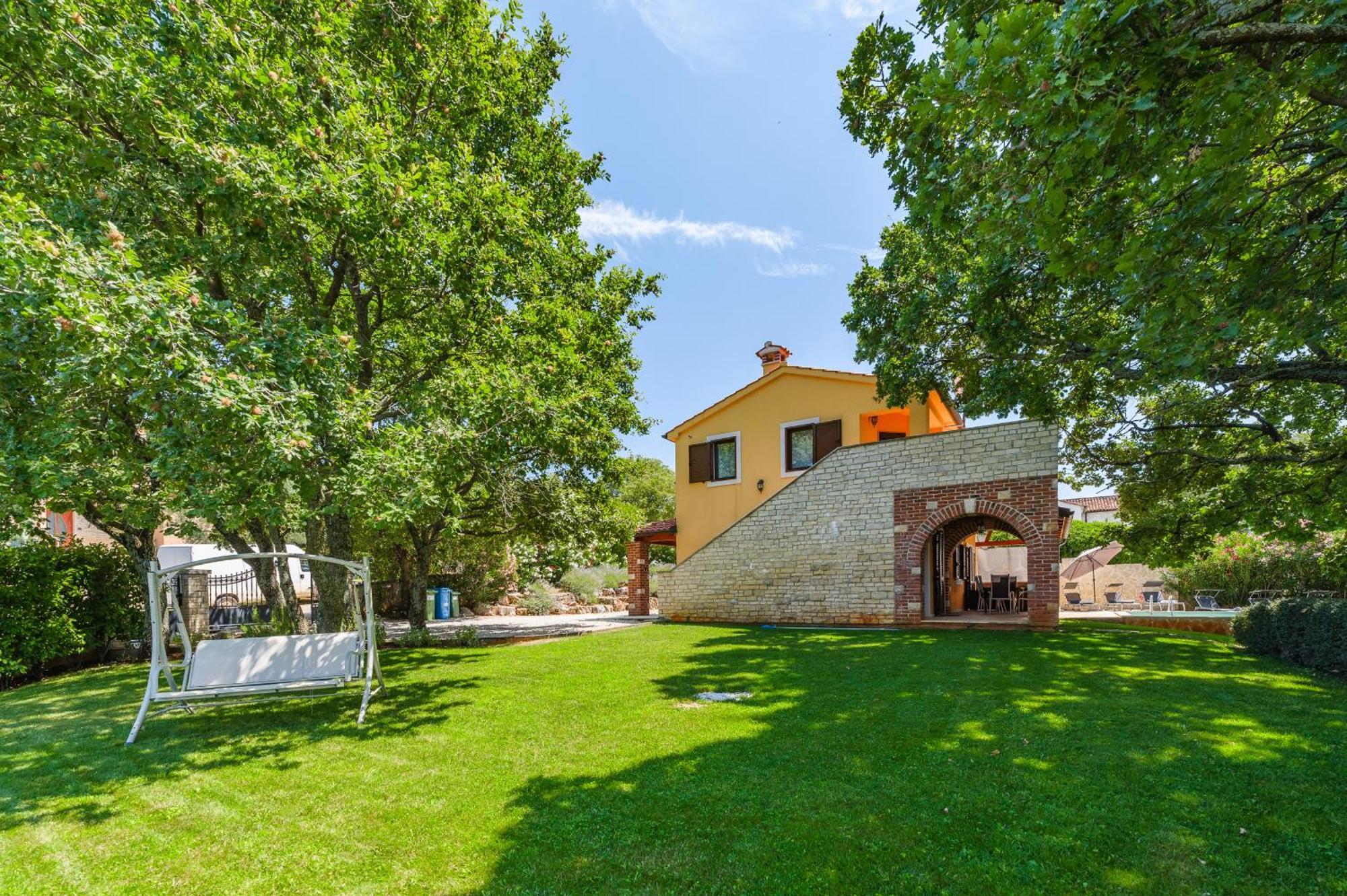 Villa Hrast Bacva Višnjan Eksteriør bilde